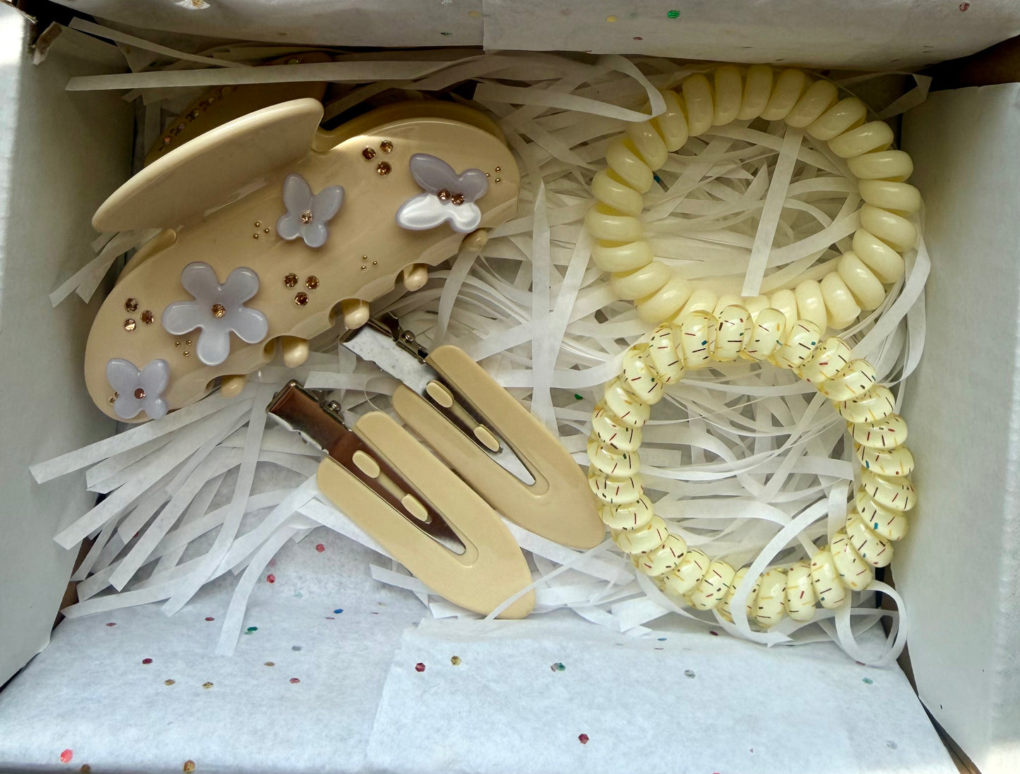 Beige Hair Accessories Box